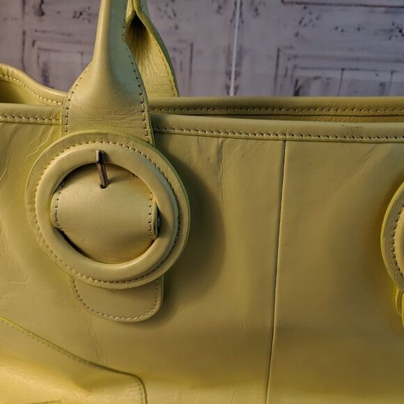 Nest spring yellow purse tote bag handbag travel carry on  Nest spring yellow purse tote bag handbag travel c‎